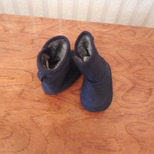 Rising Star Infants Suede  LikeBooties